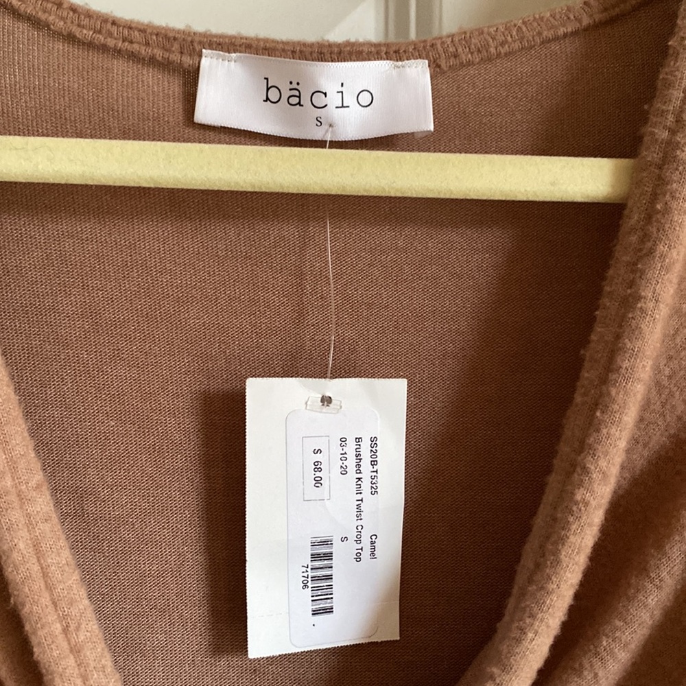 🆕 bacio brushed crop long sleeve - Picture 3 of 6